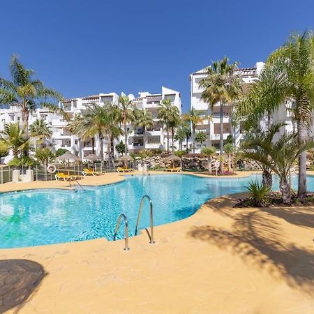 Luxuary Beachside 3Br Apartment ! Estepona Exterior photo